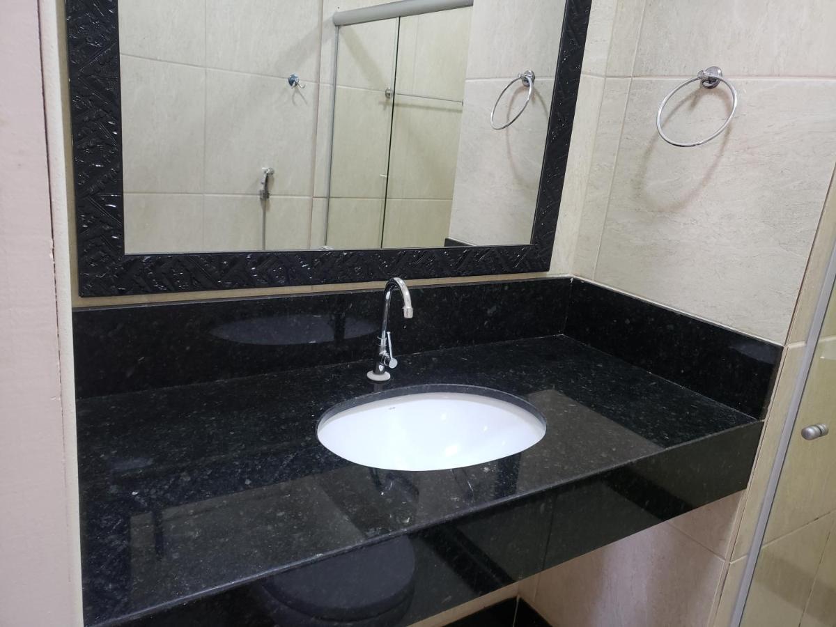 Enseada Suites Guarapari Eksteriør billede
